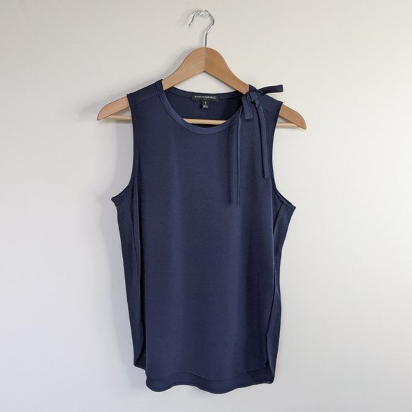 Banana Republic Navy Blouse - Picture 4 of 4